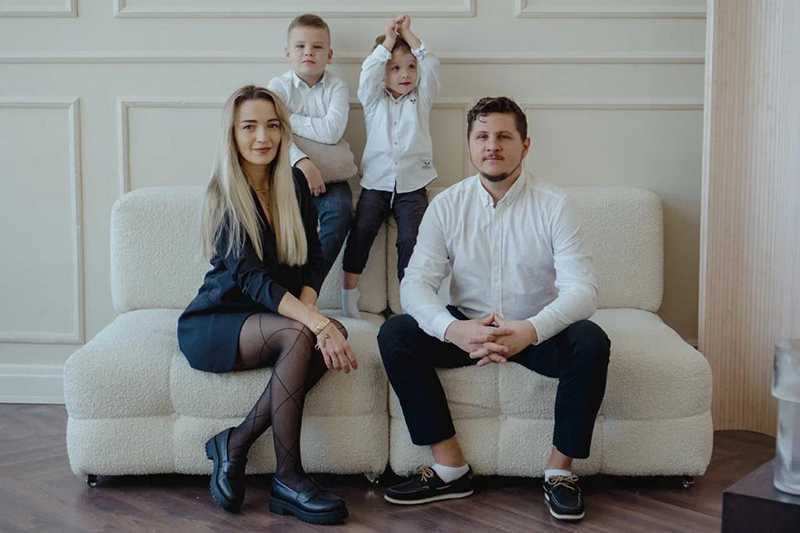 СИЛЬНЫЕ ДУХОМ, НЕСЛОМЛЕННЫЕ НЕДУГОМ: