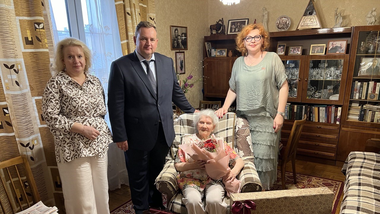 С уважением и благодарностью